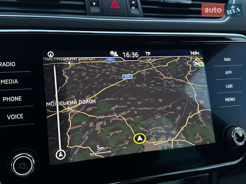 Універсал Skoda Superb 2022 в Дрогобичі