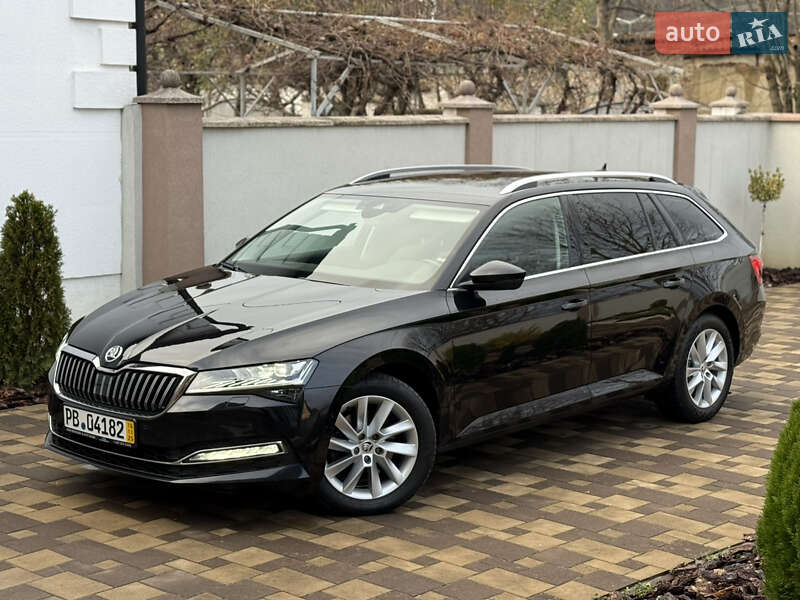 Универсал Skoda Superb 2021 в Мукачево