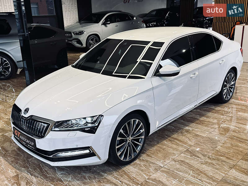 Ліфтбек Skoda Superb 2021 в Києві