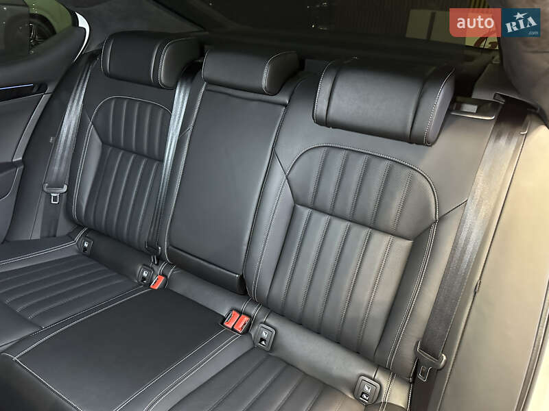 Ліфтбек Skoda Superb 2021 в Києві