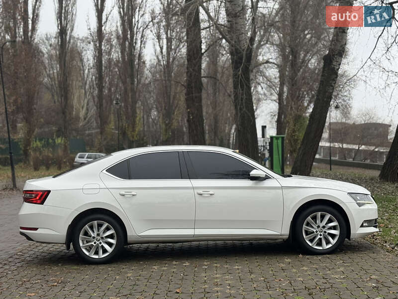 Ліфтбек Skoda Superb 2018 в Києві