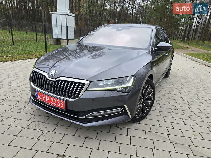Skoda Superb 2021