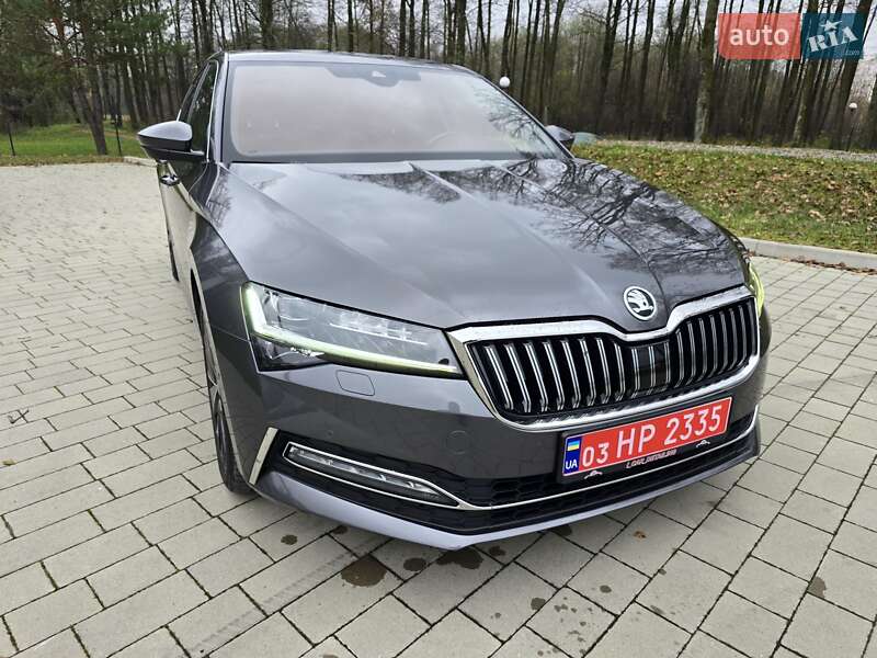 Лифтбек Skoda Superb 2021 в Ковеле