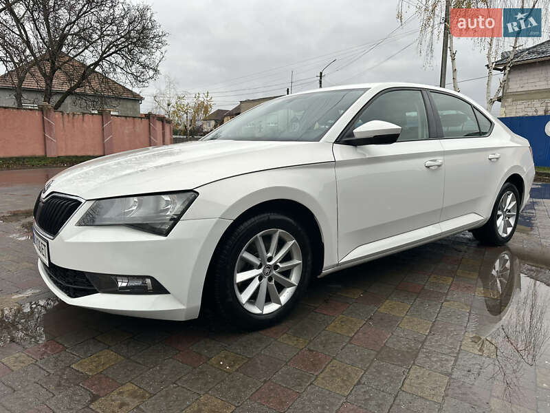 Skoda Superb 2016