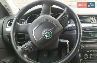 Ліфтбек Skoda Superb 2012 в Виноградові