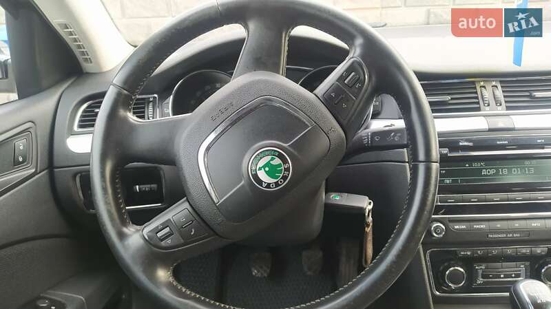 Ліфтбек Skoda Superb 2012 в Виноградові