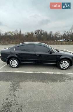 Лифтбек Skoda Superb 2007 в Ирпене