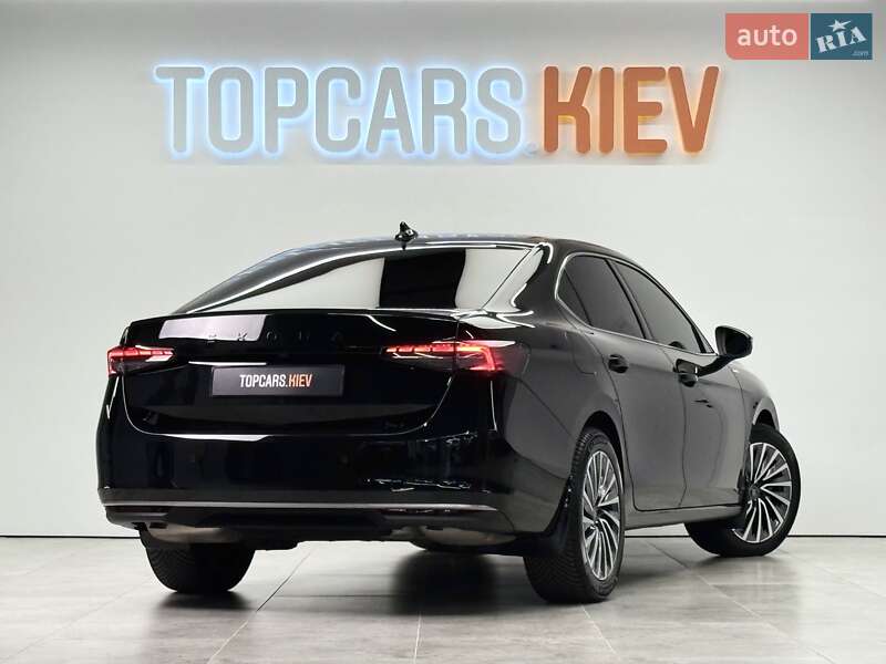 Лифтбек Skoda Superb 2025 в Киеве