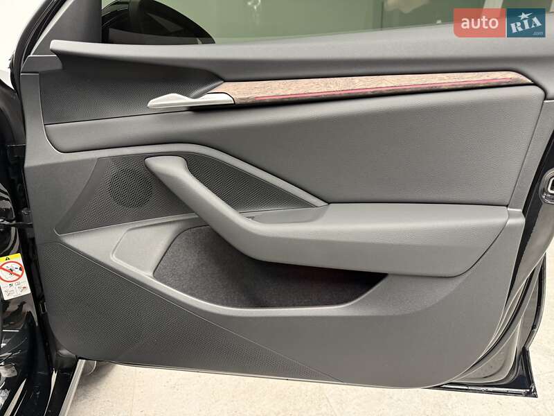 Лифтбек Skoda Superb 2025 в Киеве