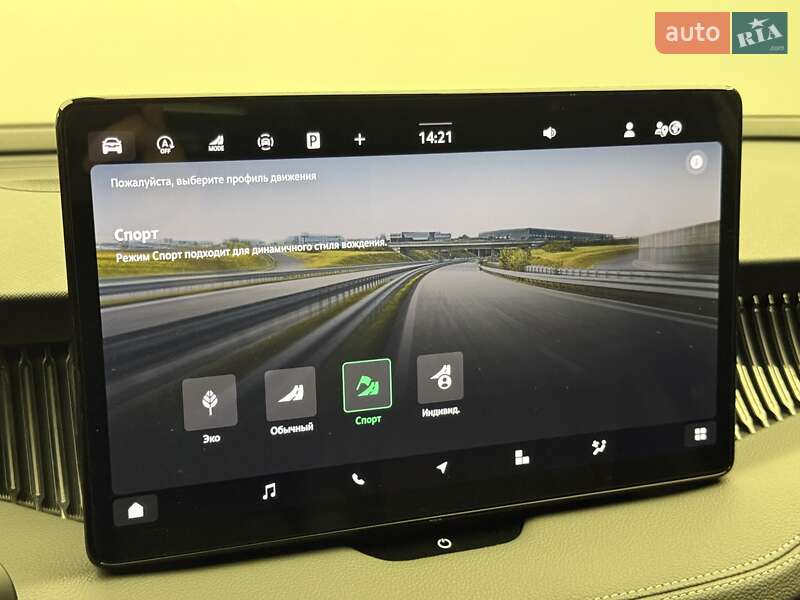 Лифтбек Skoda Superb 2025 в Киеве