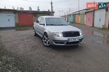 Лифтбек Skoda Superb 2002 в Киеве