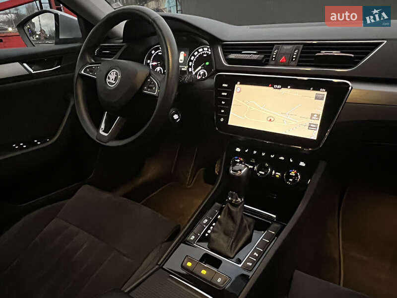 Універсал Skoda Superb 2019 в Дрогобичі фото 36 Універсал Skoda Superb 2019 в Дрогобичі