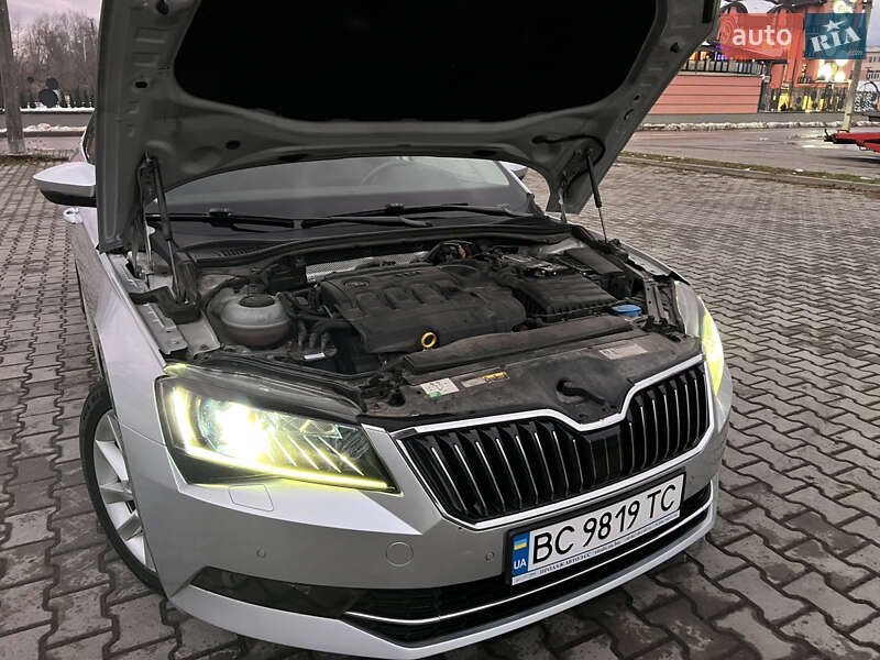Універсал Skoda Superb 2019 в Дрогобичі фото 42 Універсал Skoda Superb 2019 в Дрогобичі