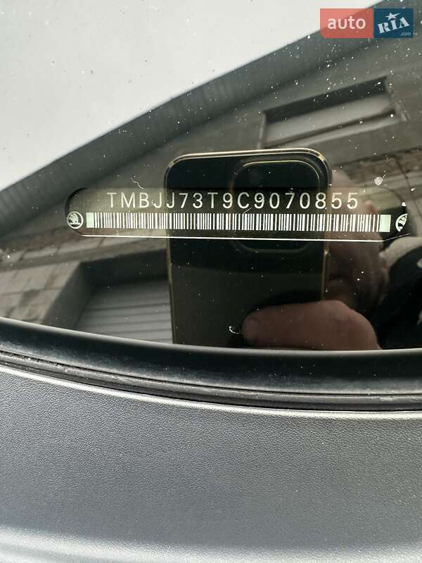 Універсал Skoda Superb 2012 в Ковелі