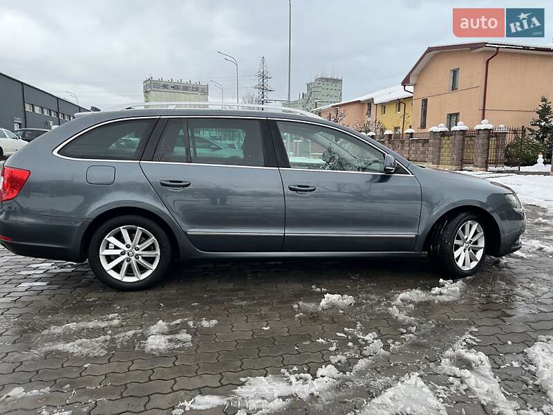 Універсал Skoda Superb 2014 в Стрию