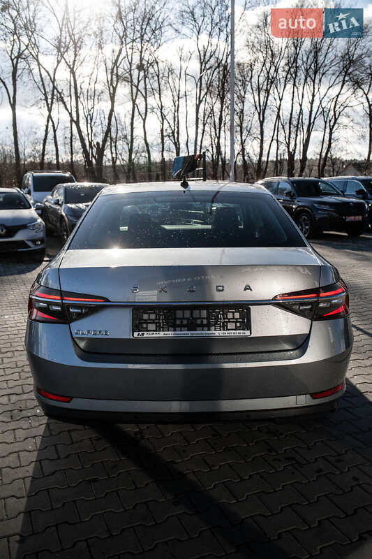 Ліфтбек Skoda Superb 2020 в Львові