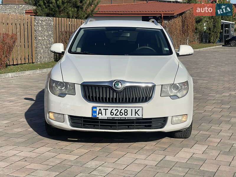 Skoda Superb 2011