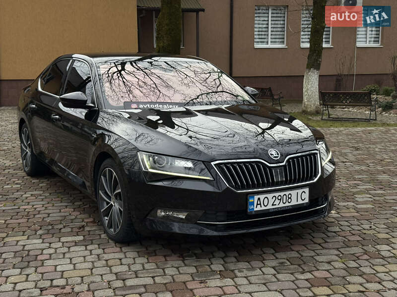 Skoda Superb 2016
