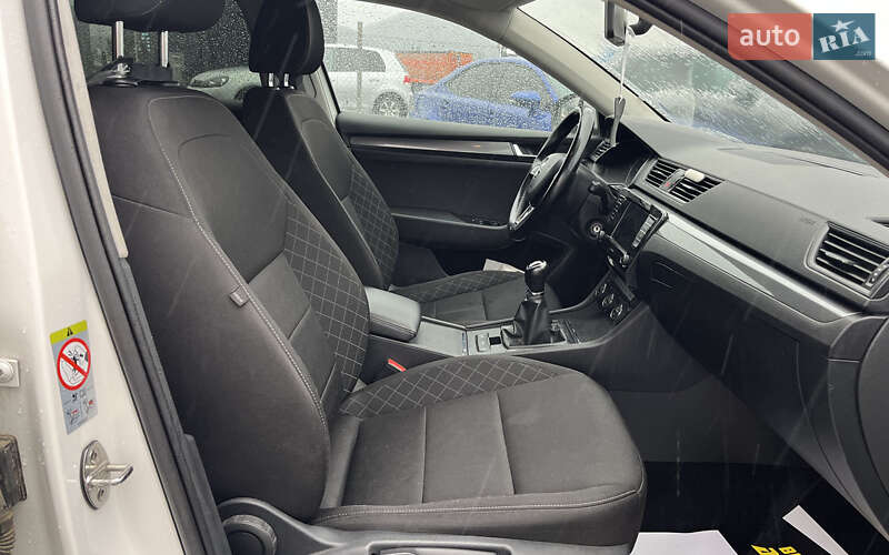 Ліфтбек Skoda Superb 2018 в Мукачевому фото 18 Ліфтбек Skoda Superb 2018 в Мукачевому