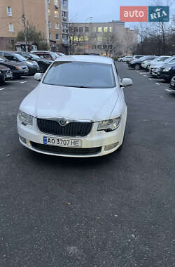 Лифтбек Skoda Superb 2012 в Киеве