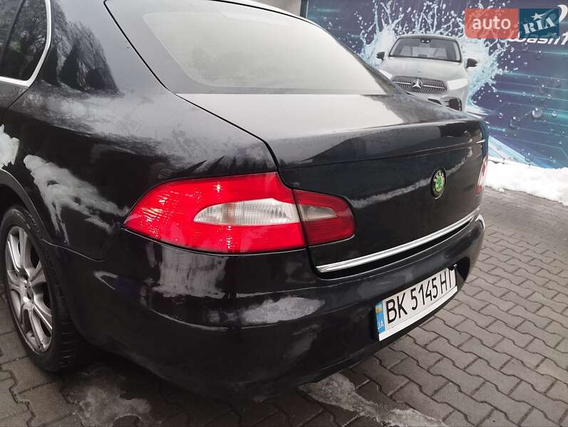 Лифтбек Skoda Superb 2008 в Львове