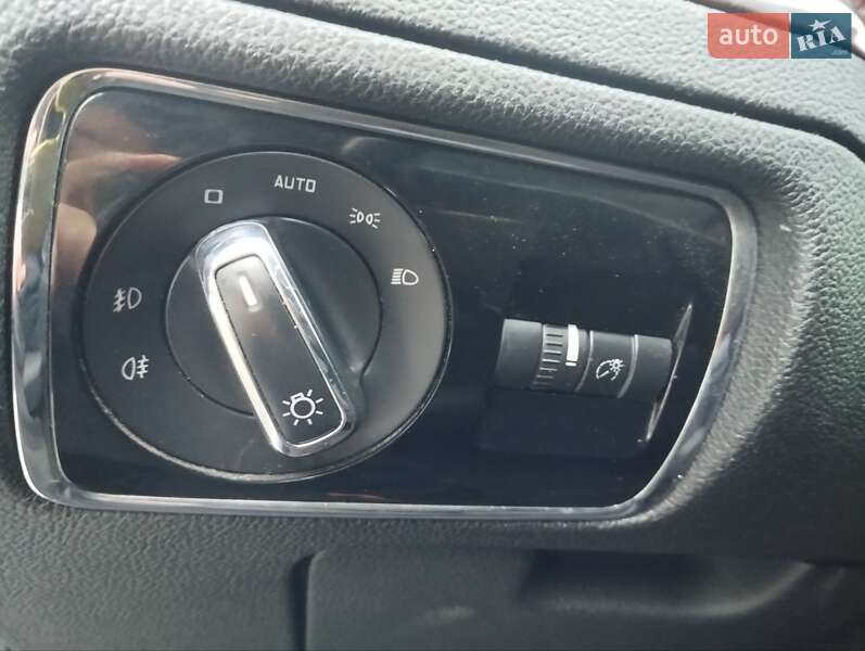 Лифтбек Skoda Superb 2008 в Львове