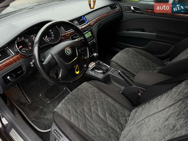 Лифтбек Skoda Superb 2013 в Умани