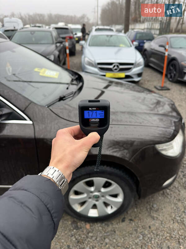 Лифтбек Skoda Superb 2013 в Умани