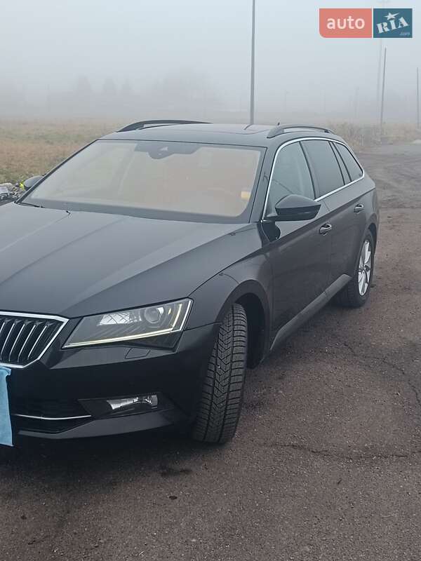 Універсал Skoda Superb 2016 в Львові