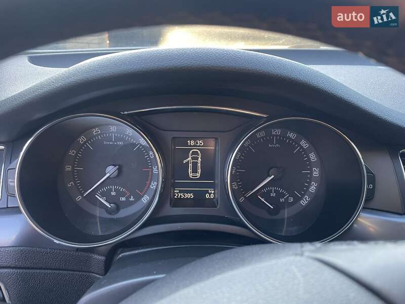 Універсал Skoda Superb 2011 в Києві