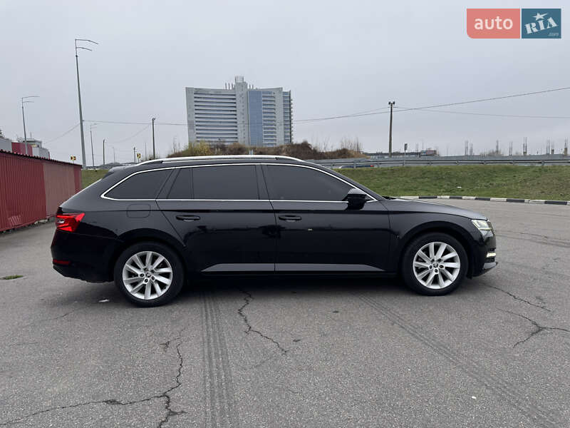 Универсал Skoda Superb 2020 в Киеве