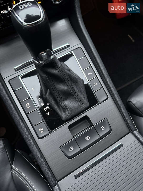 Универсал Skoda Superb 2020 в Киеве