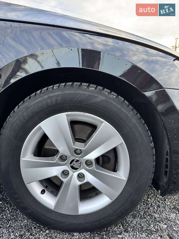 Универсал Skoda Superb 2015 в Ровно фото 21 Универсал Skoda Superb 2015 в Ровно