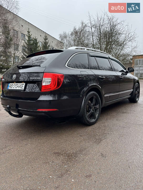 Універсал Skoda Superb 2014 в Житомирі