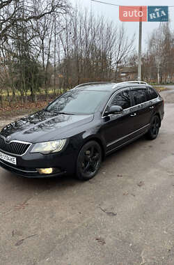 Универсал Skoda Superb 2014 в Житомире