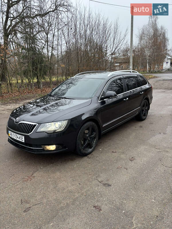 Універсал Skoda Superb 2014 в Житомирі