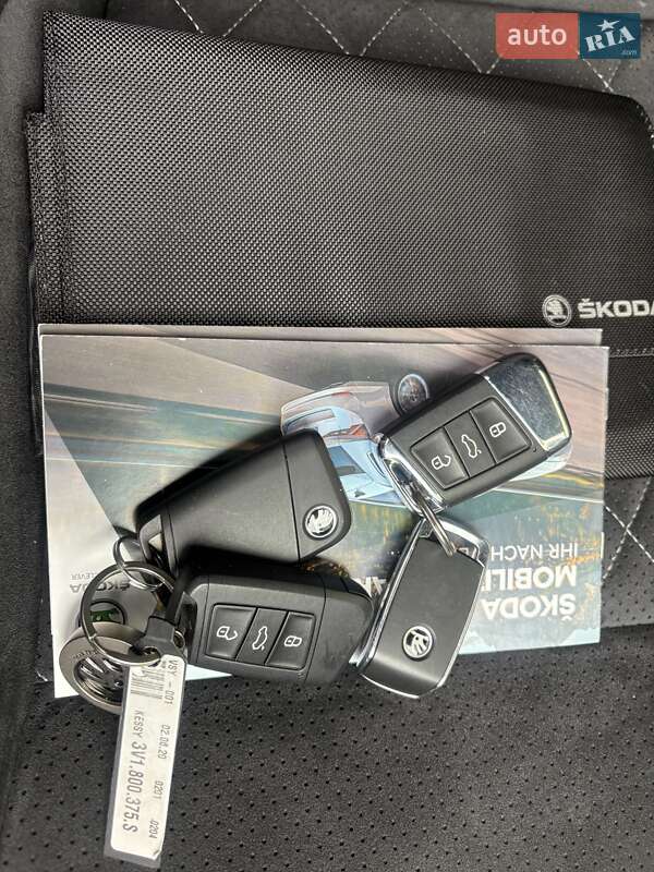 Універсал Skoda Superb 2020 в Самборі