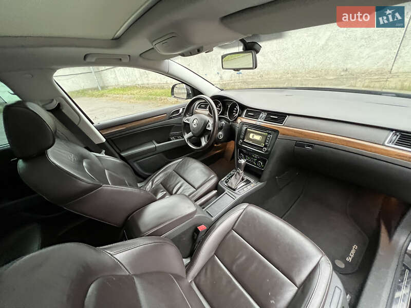 Универсал Skoda Superb 2014 в Киеве фото 32 Универсал Skoda Superb 2014 в Киеве