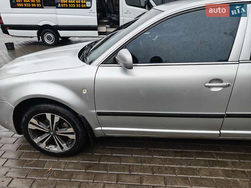 Лифтбек Skoda Superb 2004 в Сумах фото 15 Лифтбек Skoda Superb 2004 в Сумах
