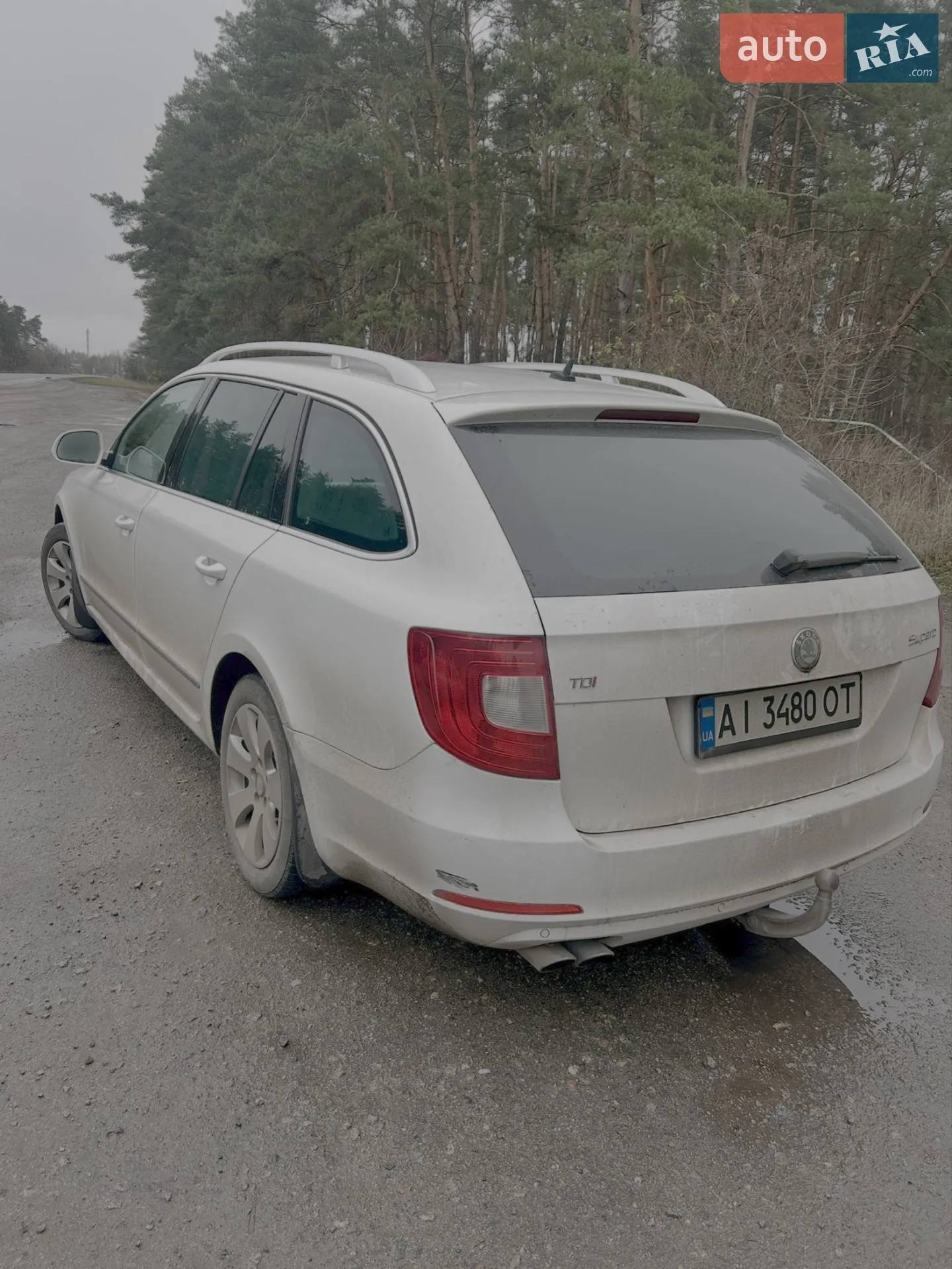 2010 Skoda Superb - мініатюра 3