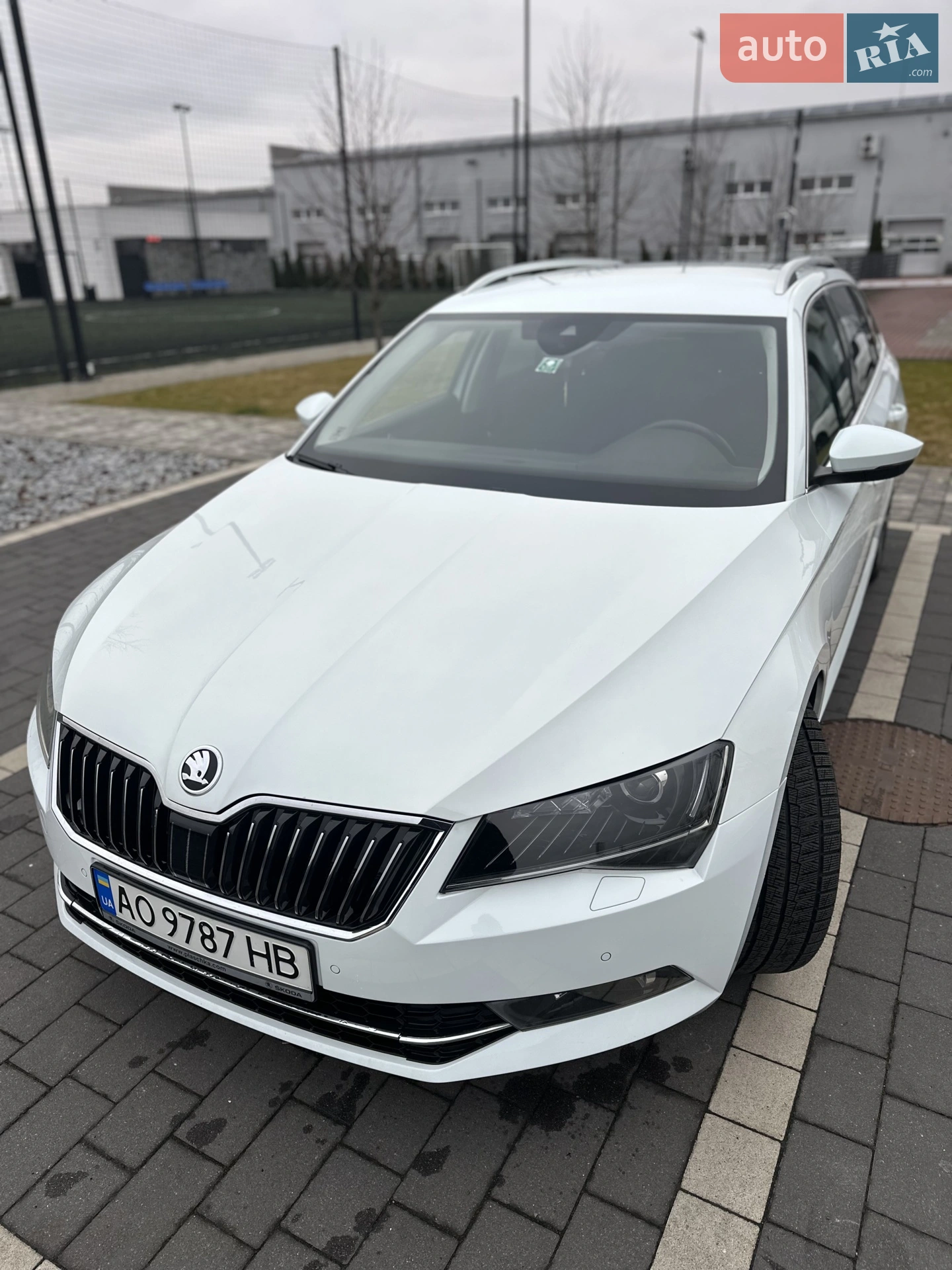 2017 Skoda Superb - мініатюра 10