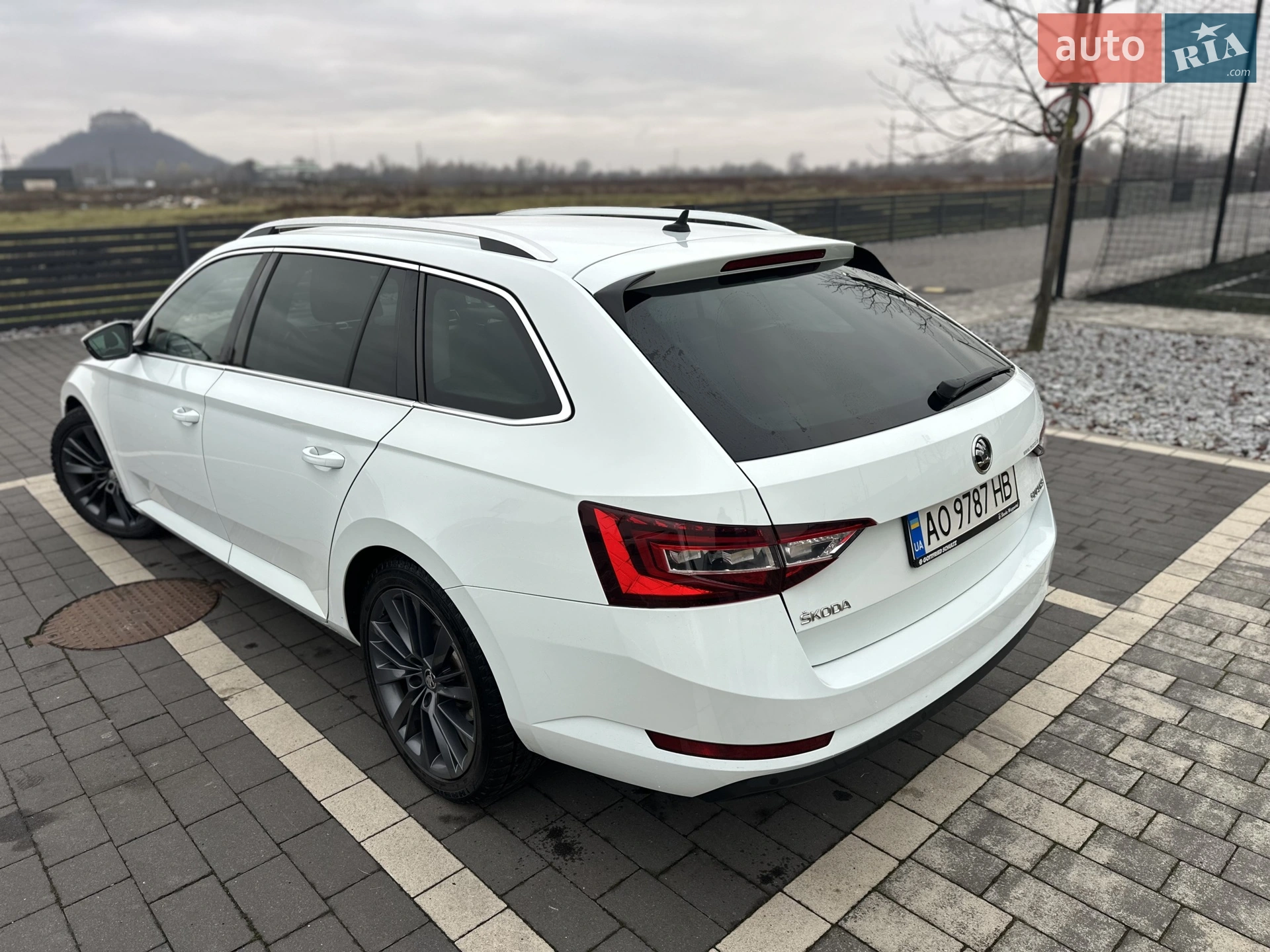 2017 Skoda Superb - мініатюра 16