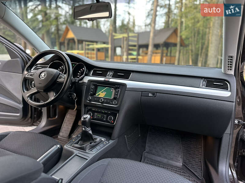 Універсал Skoda Superb 2014 в Дрогобичі фото 129 Універсал Skoda Superb 2014 в Дрогобичі