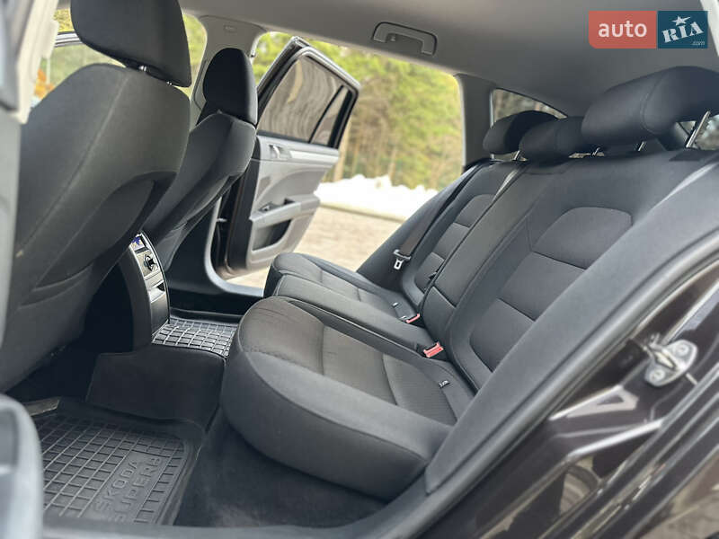 Універсал Skoda Superb 2014 в Дрогобичі фото 137 Універсал Skoda Superb 2014 в Дрогобичі