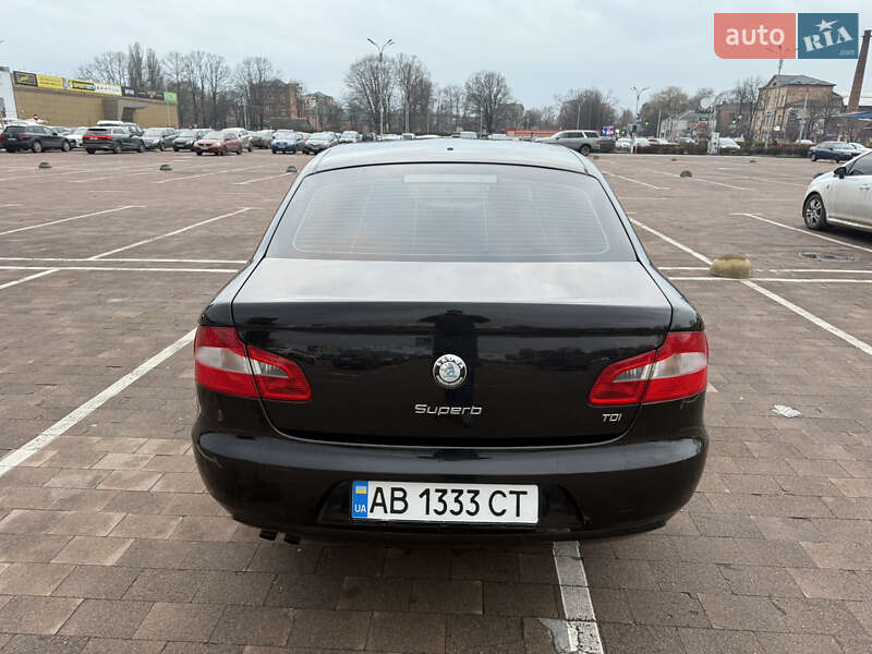 Лифтбек Skoda Superb 2011 в Житомире