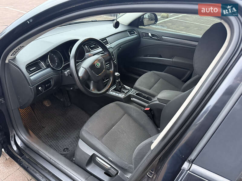 Лифтбек Skoda Superb 2011 в Житомире