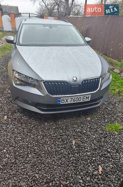 Універсал Skoda Superb 2015 в Шепетівці