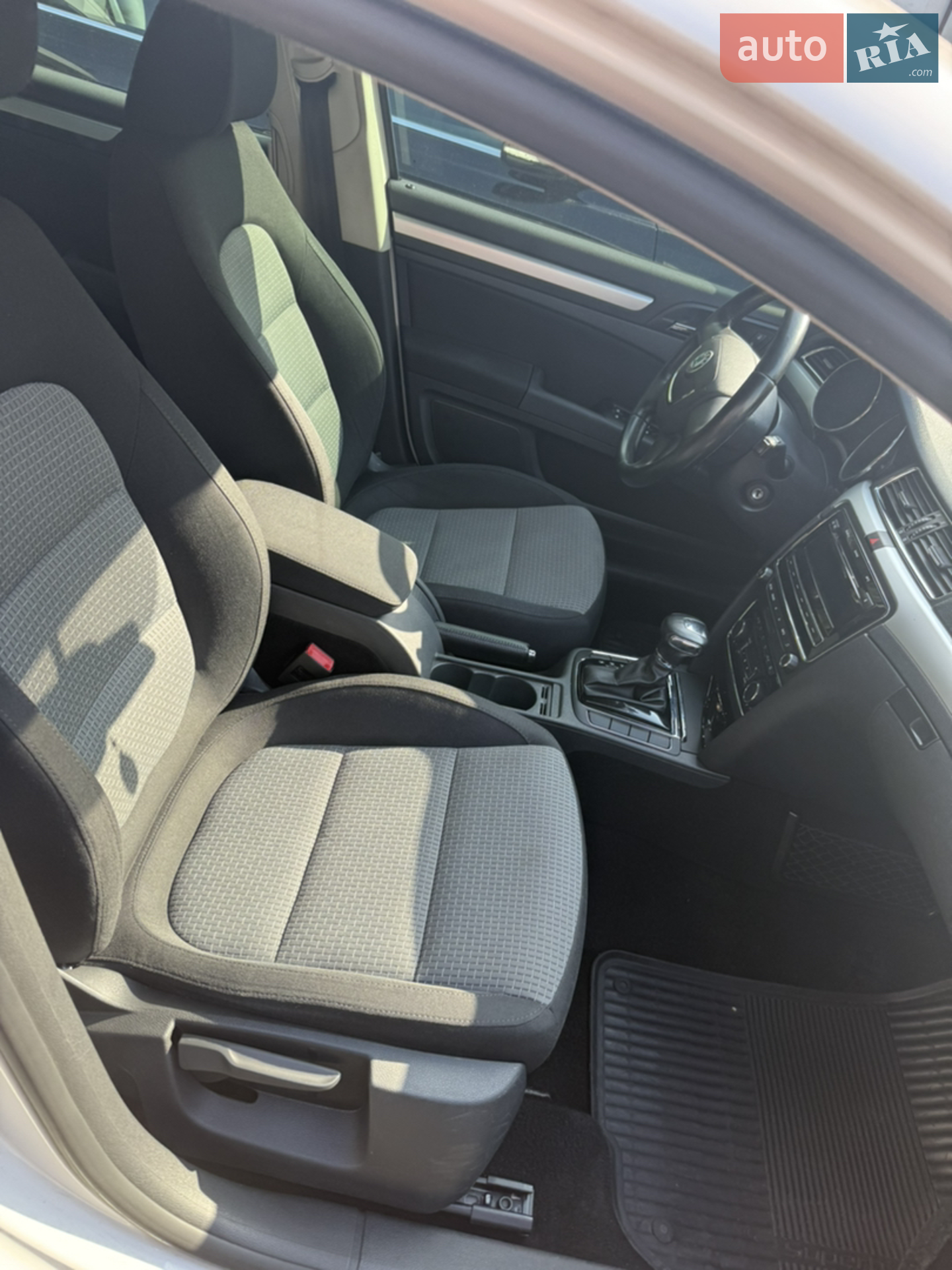 2012 Skoda Superb - мініатюра 17