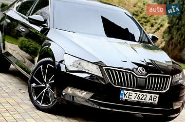 Ліфтбек Skoda Superb 2015 в Дніпрі