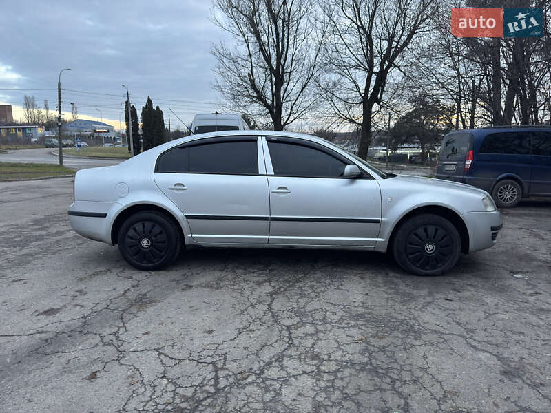 Лифтбек Skoda Superb 2006 в Ровно фото 7 Лифтбек Skoda Superb 2006 в Ровно